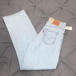 Levi’s High wasted Straight Blue Jeans